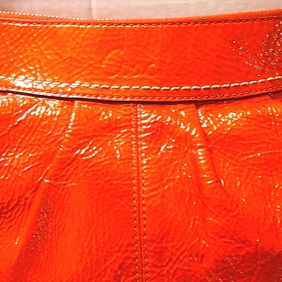 RARE 2011 COACH Soho Bright Red Pleated Convertible Patent Hobo Crossbody Hobo - Picture 8 of 16